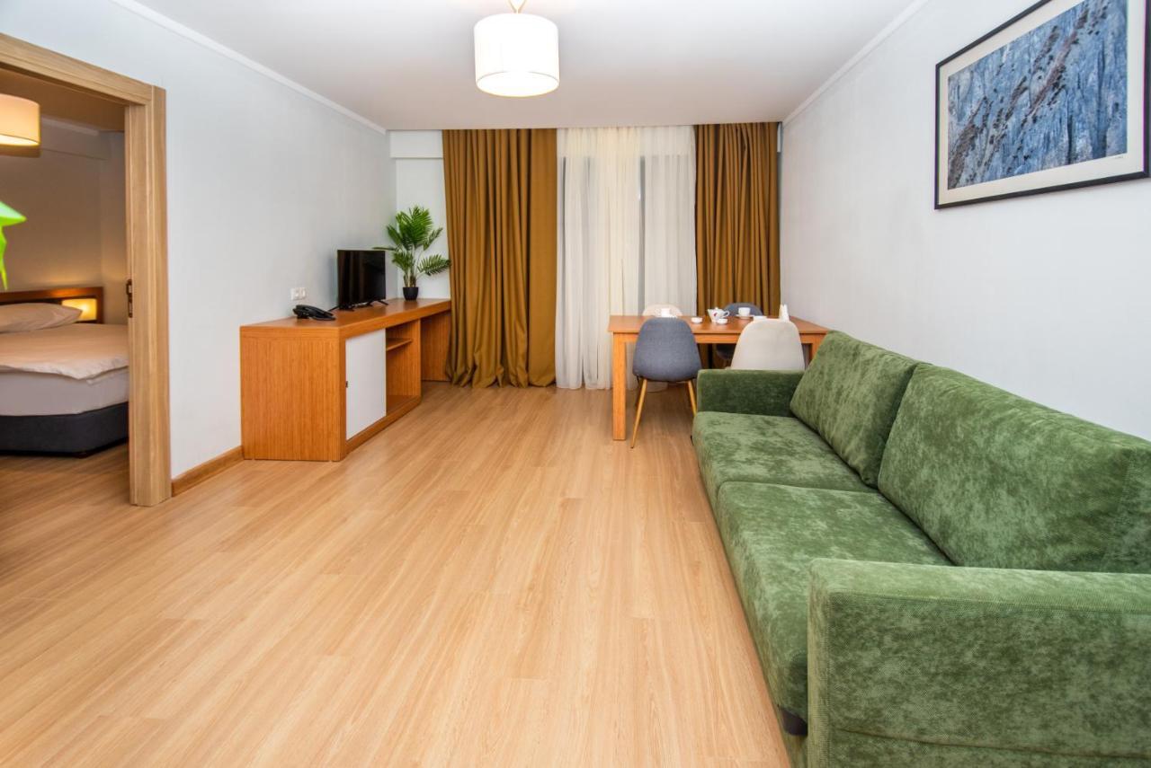 Orbi Palace Hotel Official Bakuriani Exteriör bild